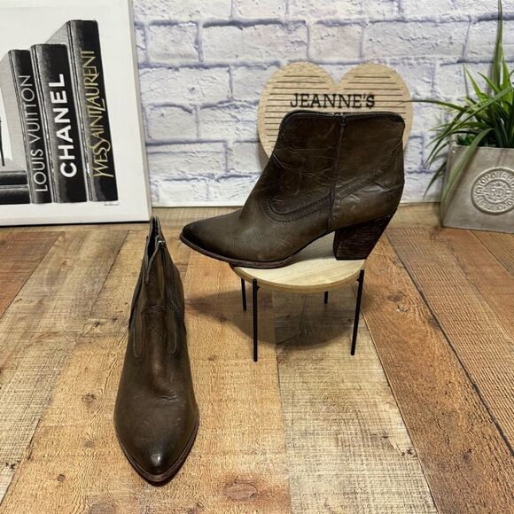 Frye Renee Seam Short Women Western Leather ankle boots - Picture 1 of 10